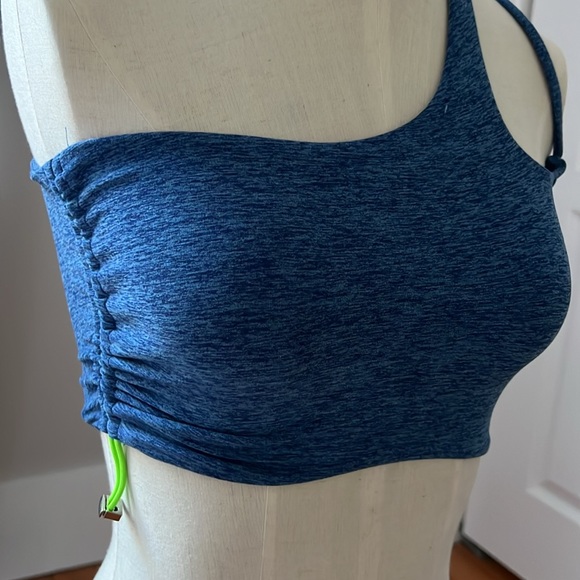 Bombshell Sportswear Toggle One Shoulder Bra - Picture 5 of 7